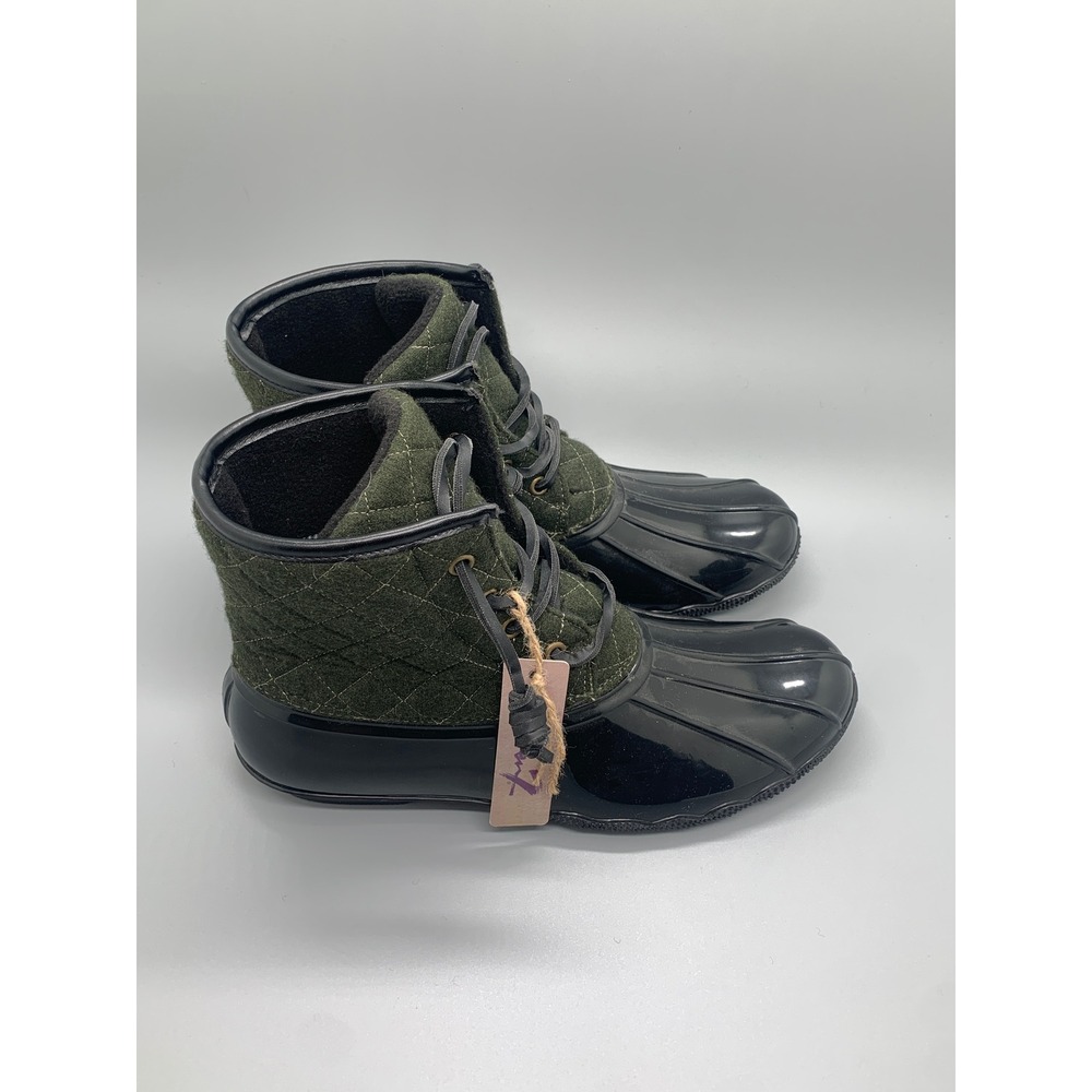 Seven7 Green Quilted Duck Boots 3760 Women's Sz 8